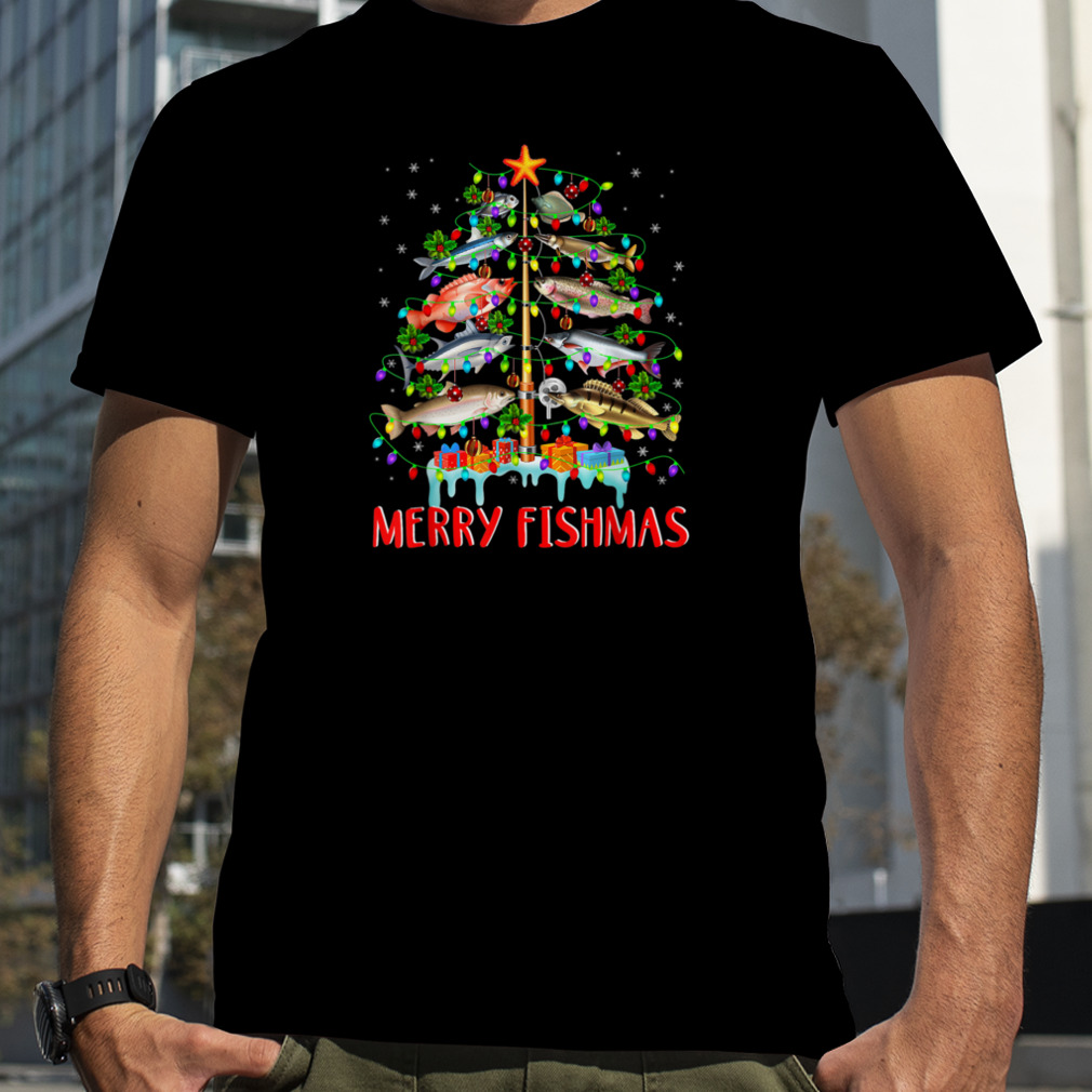 Merry Fishmas Funny Christmas Tree Lights Fish Fishing Rod T-Shirt B0BM4NLQCV