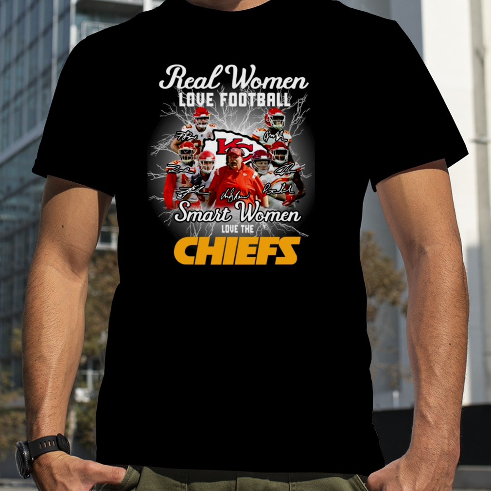 Kansas city Chiefs real women love Football smart women love the Kansas  city Chiefs team 2022 signatures t shirt - Limotees