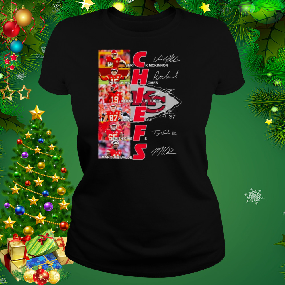 Awesome kansas City Chiefs Jerick Mckinnon Patrick Mahomes Kadarius Toney Signatures Shirt 2 Women's tshirt