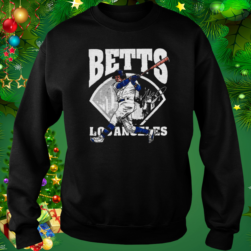Distressed Design Mookie Betts Field Dodgers Baseball Signature Shirt 4 Sweat tshirt
