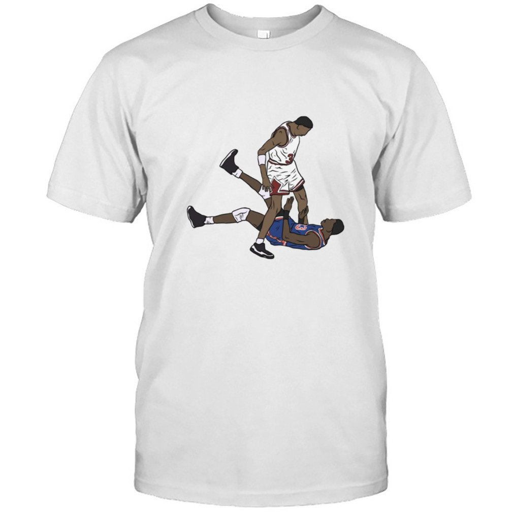 Scottie Pippen Standing Over Patrick Ewing Basketball shirt