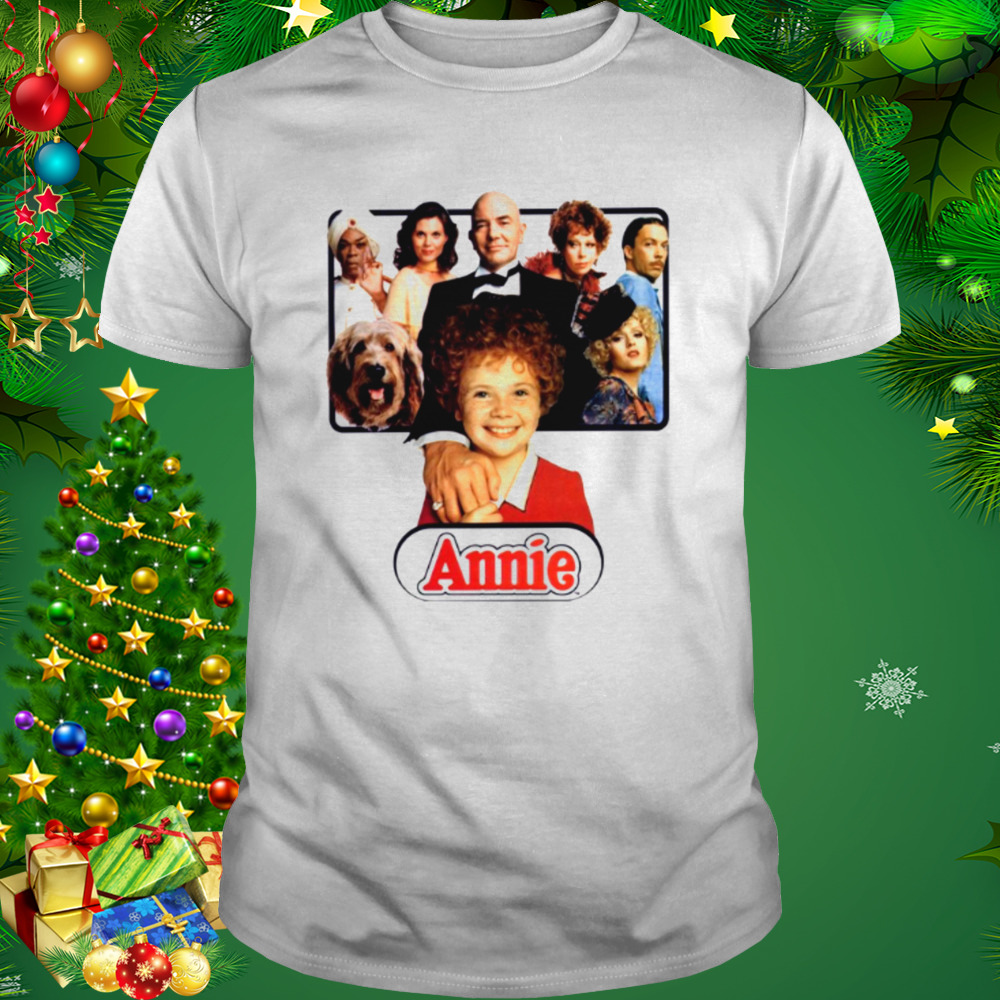 Aileen Quinn Carol Burnett And The Rest Of The Cast Of 1982’s ‘annie’ shirt