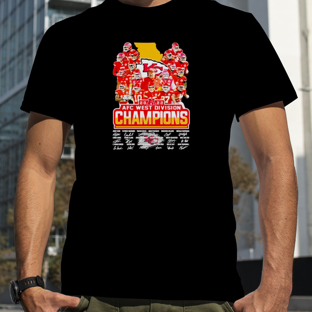 Back To Back 2022 AFC West Champions Kansas City Chiefs team signatures  shirt