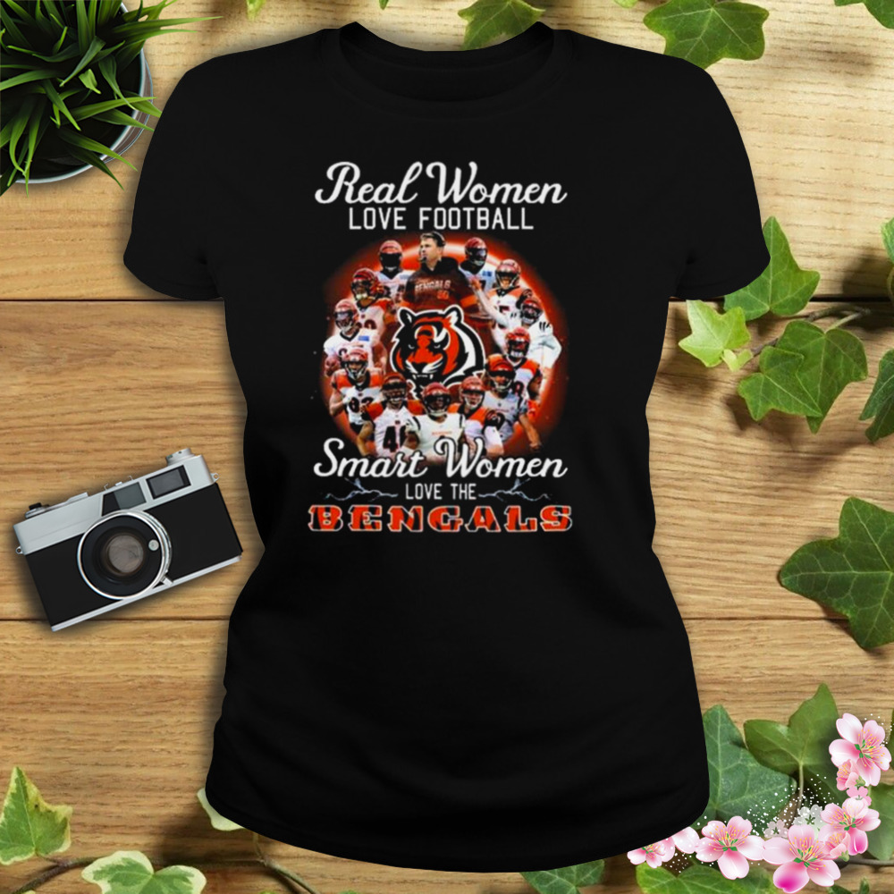 Real women love baseball smart women love the Cincinnati Bengals signatures  2022 shirt - Wow Tshirt Store Online