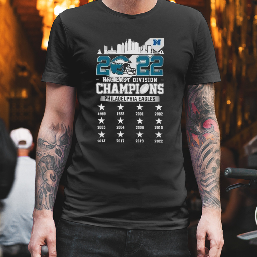 Philadelphia Eagles 2022 NFC east division champions shirt - Guineashirt  Premium ™ LLC