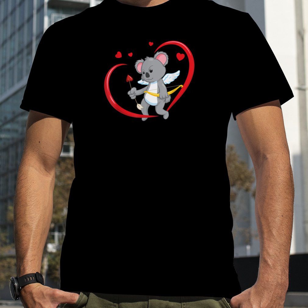 Valentines Day Koala Bear with Heart Arrows, Cupid Koala T-Shirt B0BQTGTFN9s