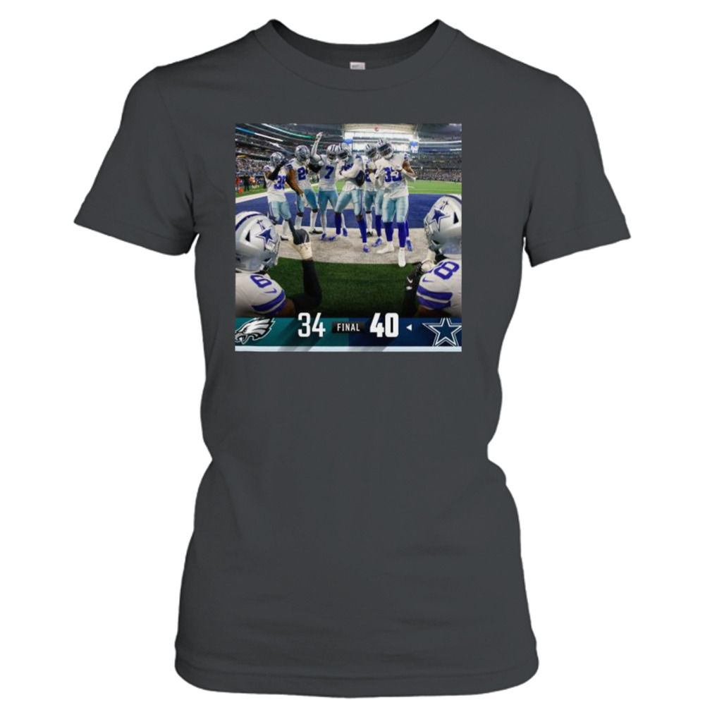 EAGLES, BECAUSE COWBOYS SUCK T-Shirt