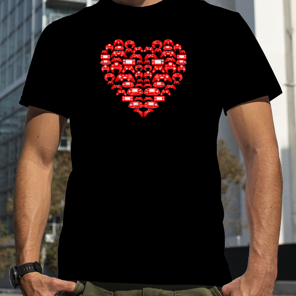 Boys Gamer Gift - Game Heart Valentines Day Lover Men Kids T-Shirt B0BR4Z48YZs