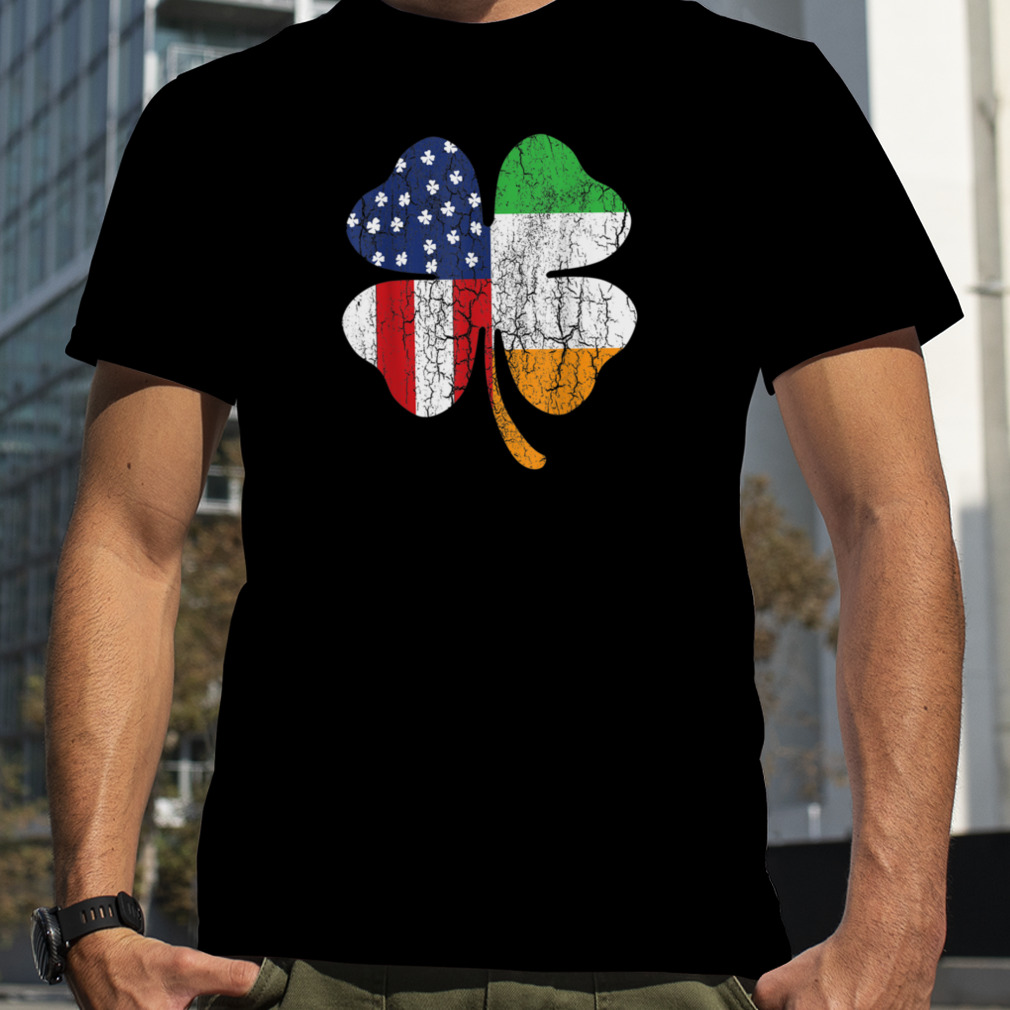 Irish American Flag Ireland Shamrock St Patricks Day T-Shirt B0BR4YJKY7