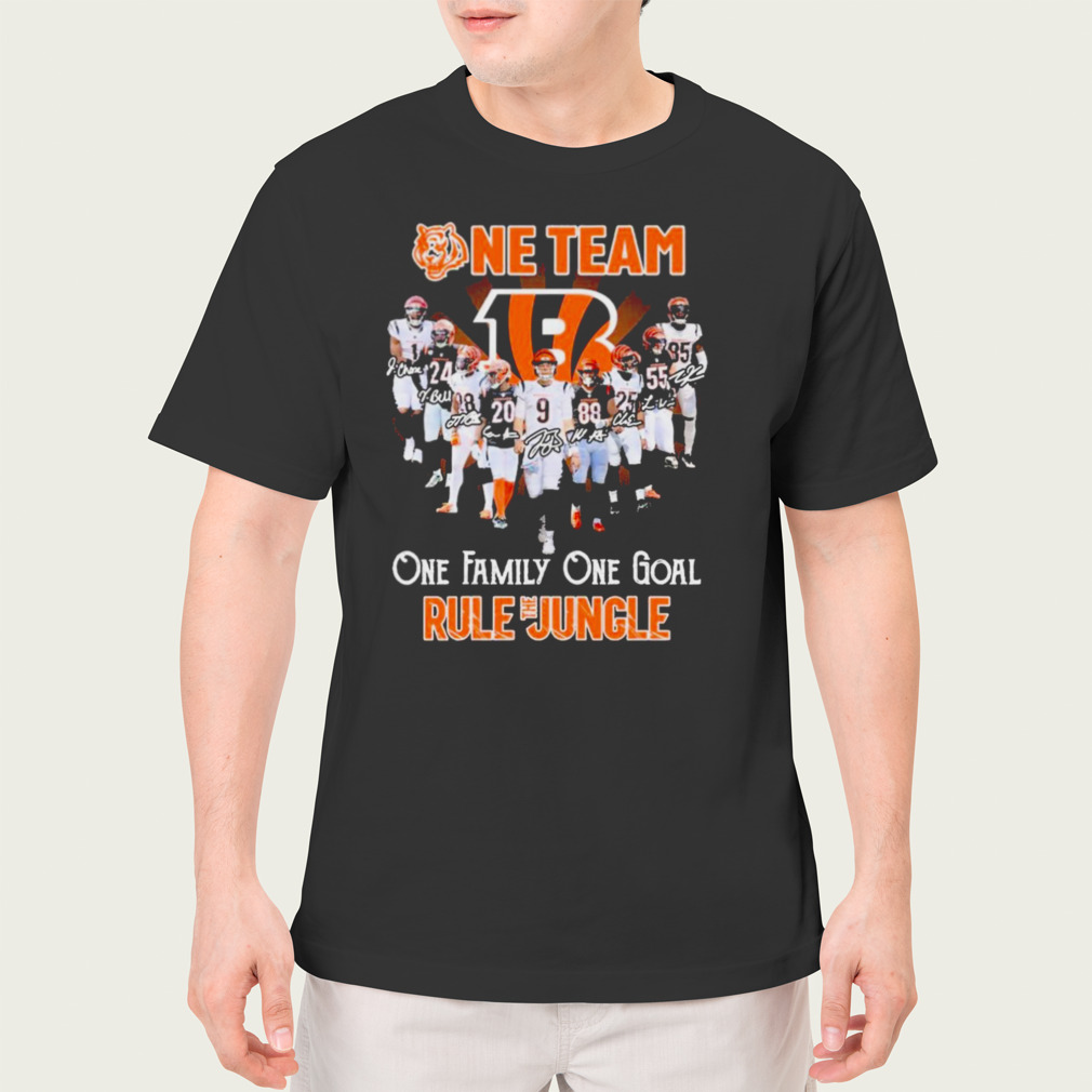 One Team One Family One Goal Rule The Jungle Cincinnati Bengals T Shirt -  Limotees