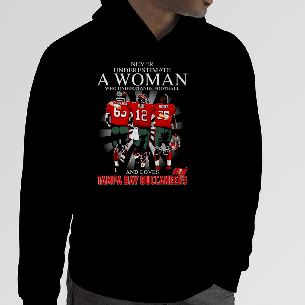 Never Underestimate A Woman Who Understands Baseball And Loves Cincinnati  Reds 2023 Shirt - teejeep