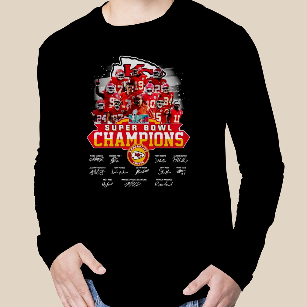 Women's Kansas City Chiefs Fanatics Branded Red Super Bowl LVII Champions  Hometown Last Standing V-Neck T-Shirt in 2023