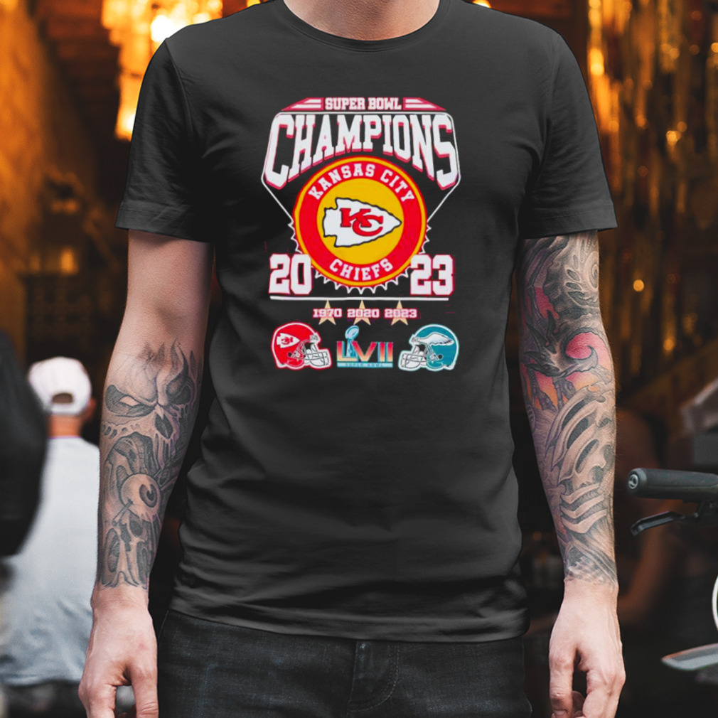 Kansas City Super Bowl Champions 2023 v2 - Kansas City Chiefs - T-Shirt