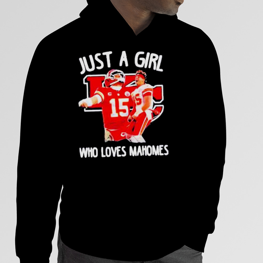 Just A Girl Who Loves Patrick Mahomes T-Shirt - Kingteeshop