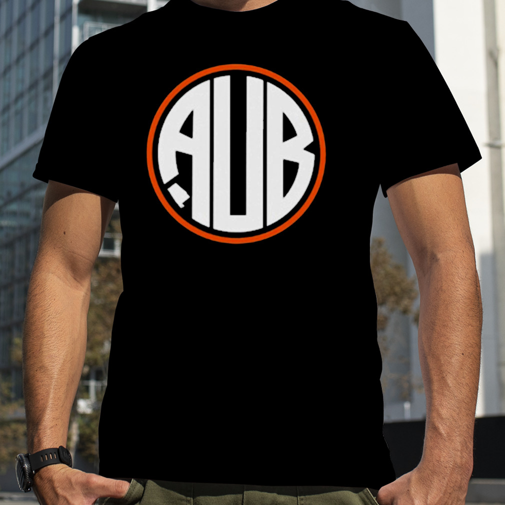 Hugh freeze wearing aub T-shirt
