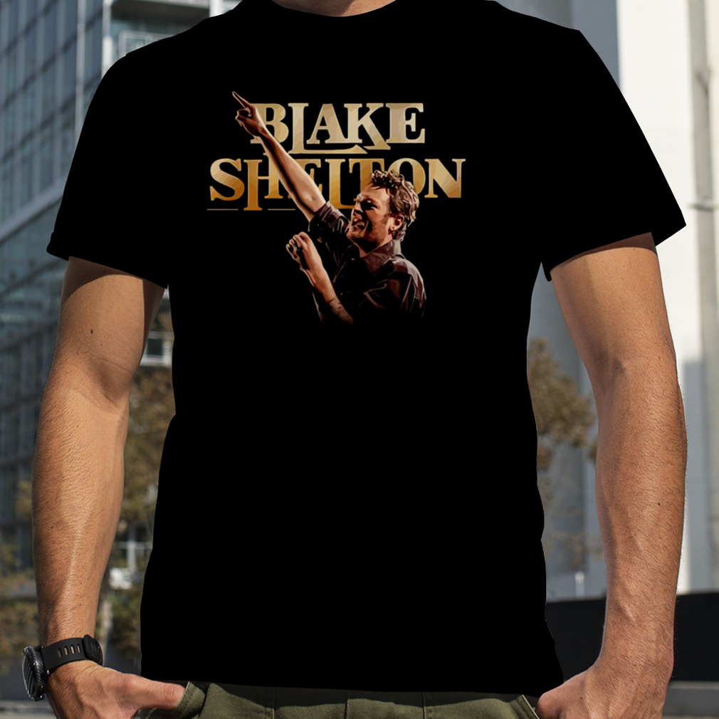 Blake Shelton On The Stage shirt