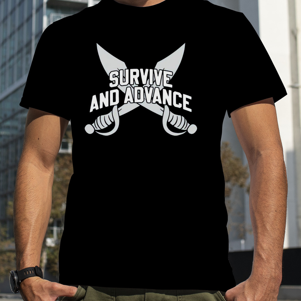 Xavier Musketeers survive and advance shirt
