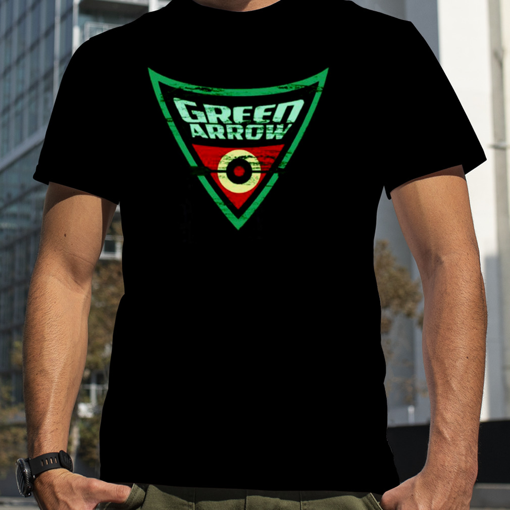 Distressed Design Green Arrow Logo shirt