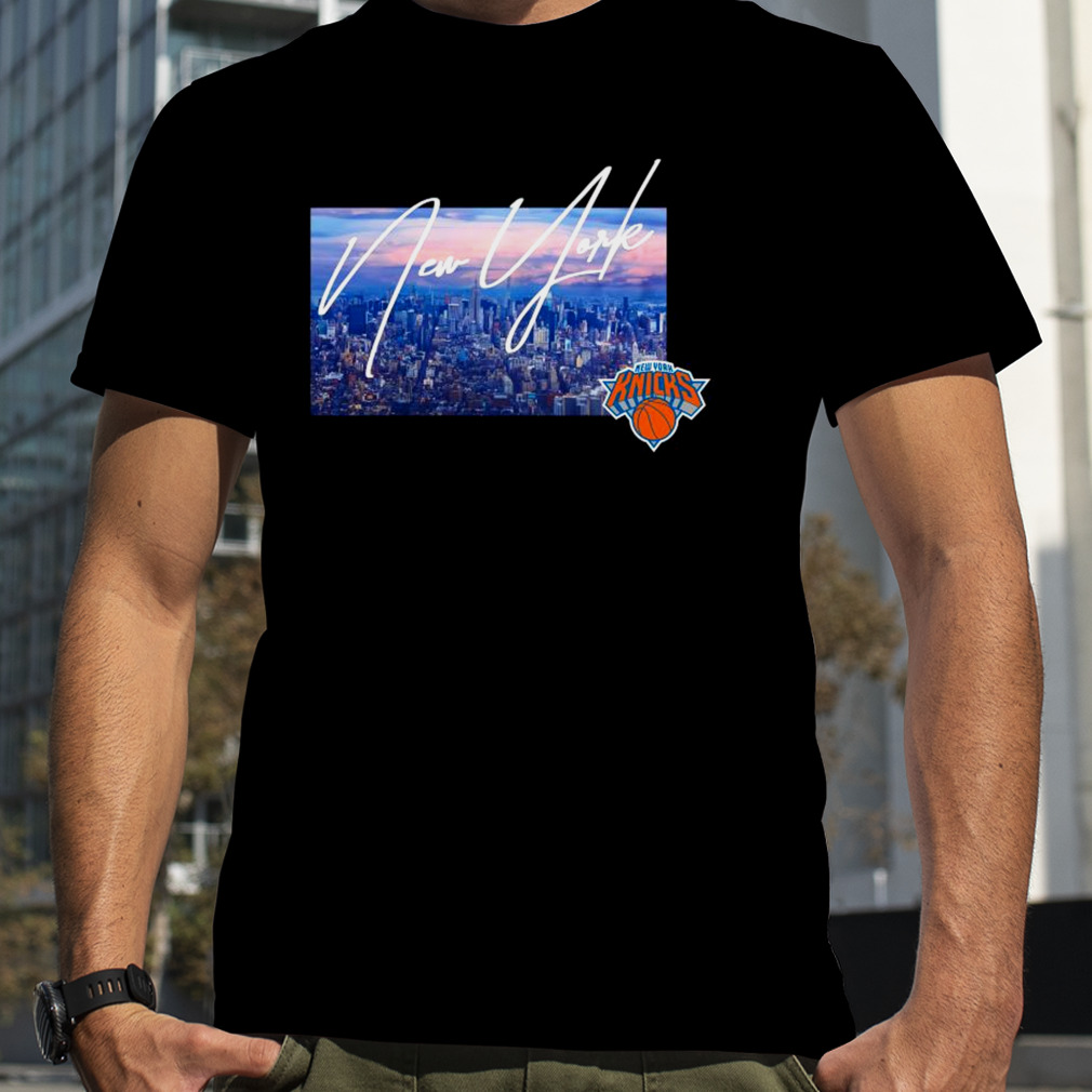 New York Knicks Pro Standard Cityscape Crop Boxy T-shirt