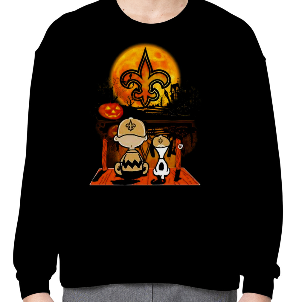 Snoopy peace love New Orleans Saints shirt, hoodie, sweater and v-neck t- shirt