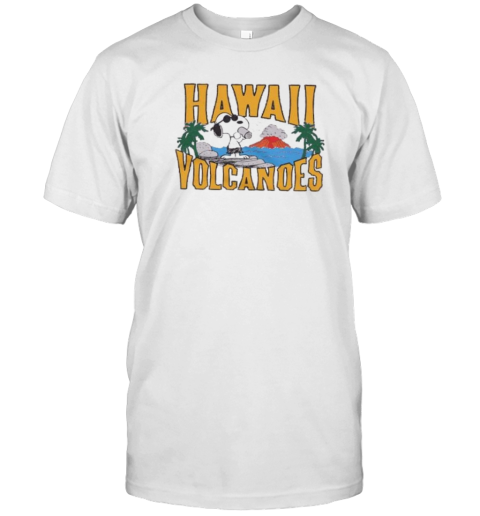 Hawaii Volcanoes National Park Snoopy  Classic Men's T-shirt